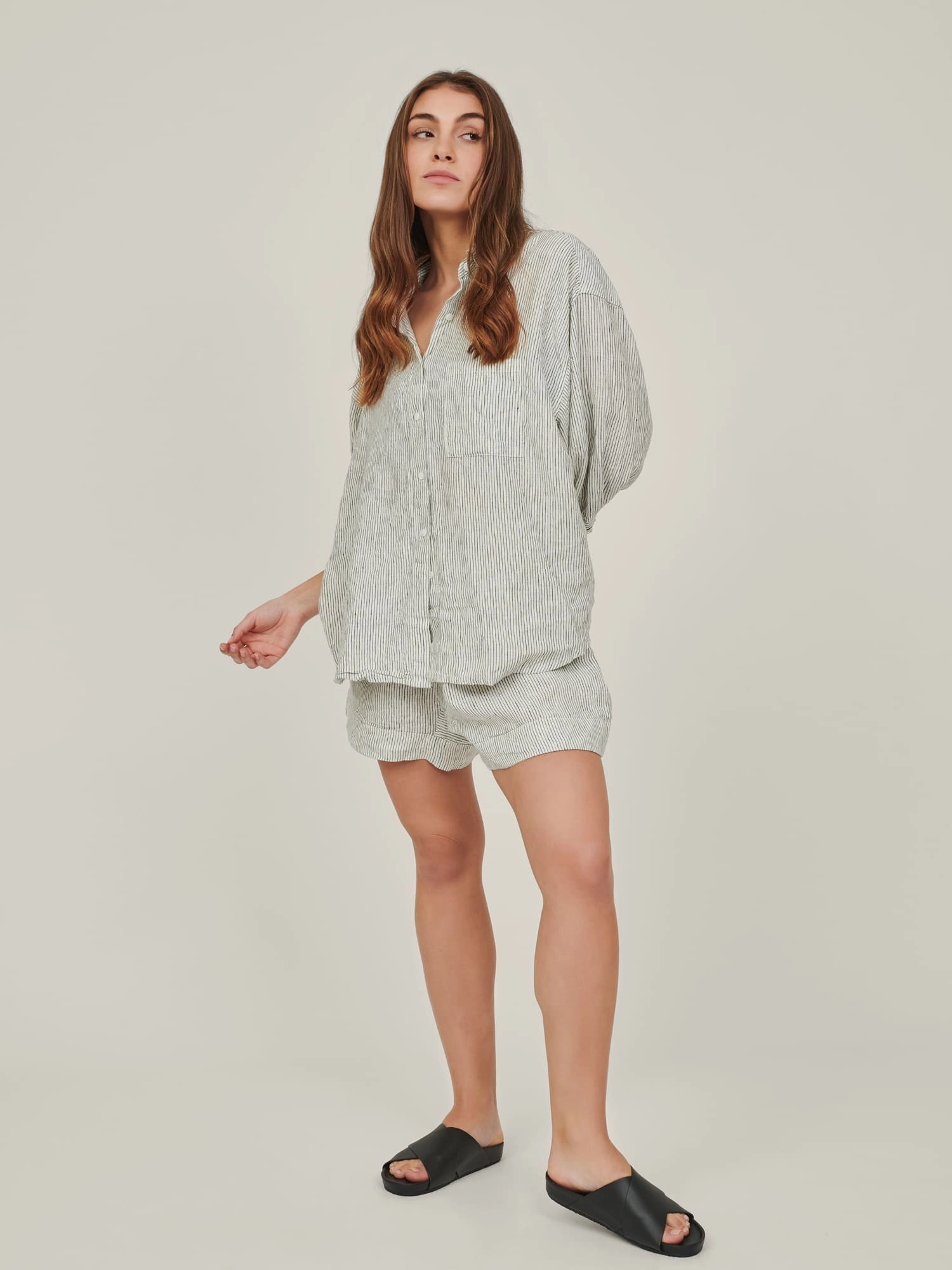 100% Linen shirt in Pencil Stripes