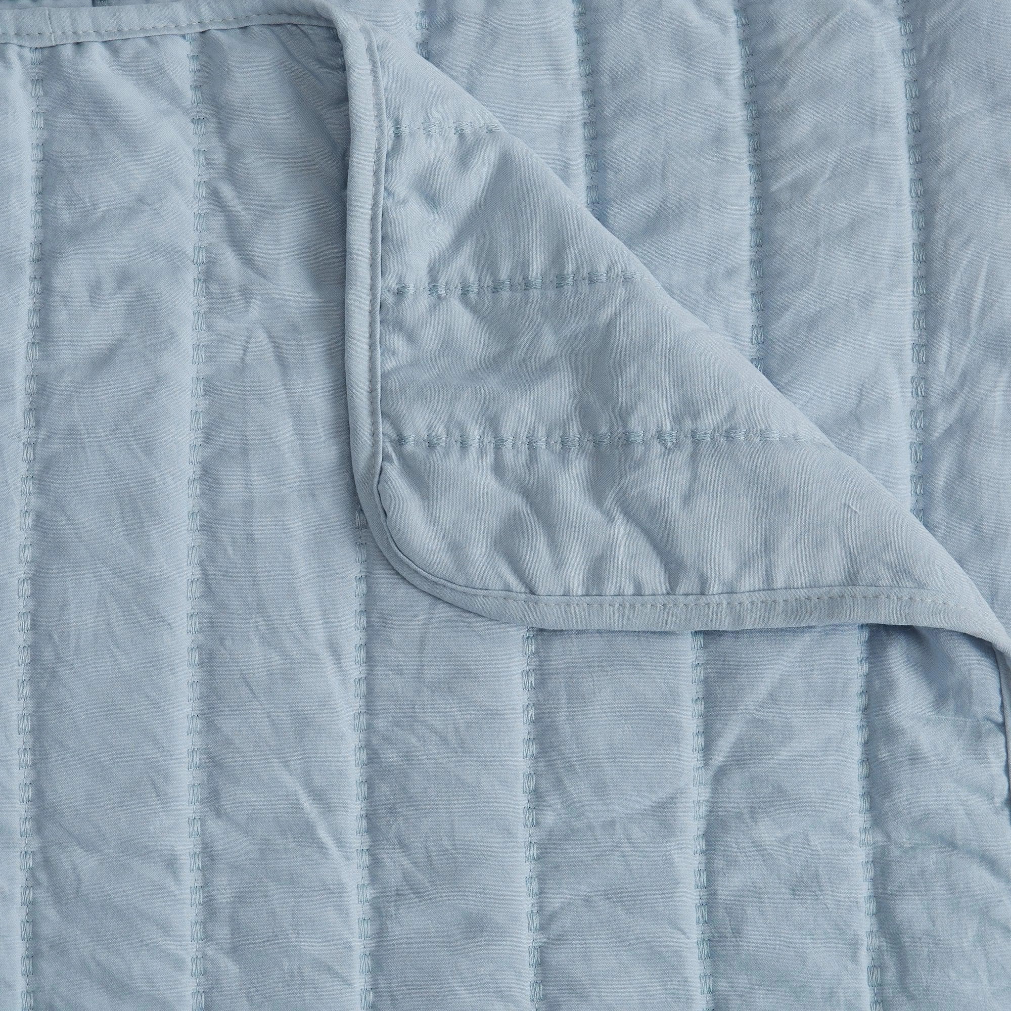 3-Piece Solid Striped Quilt - Virginia Collection