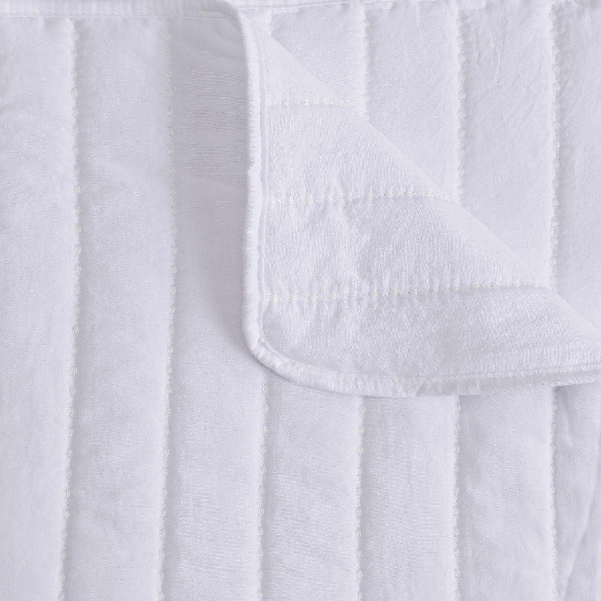 3-Piece Solid Striped Quilt - Virginia Collection