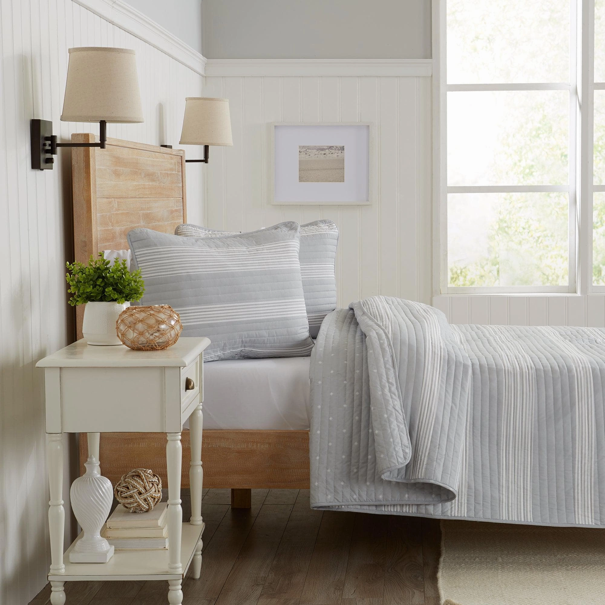3-Piece Stripe Quilt - Madelina Collection