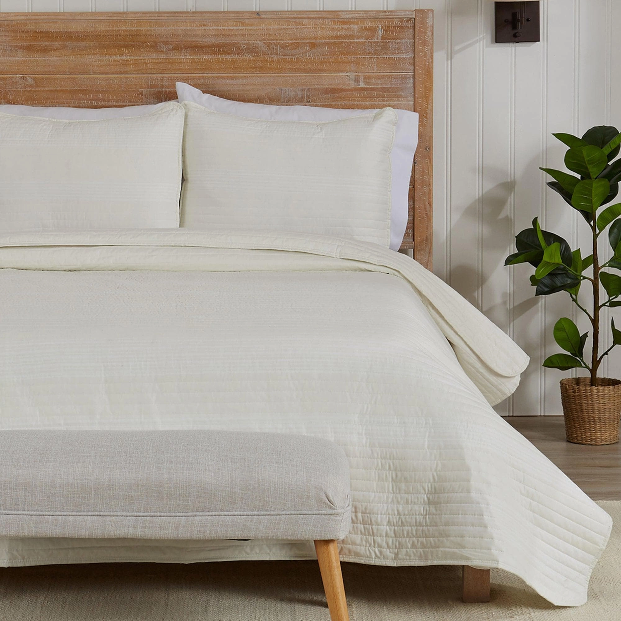 3-Piece Stripe Quilt - Madelina Collection