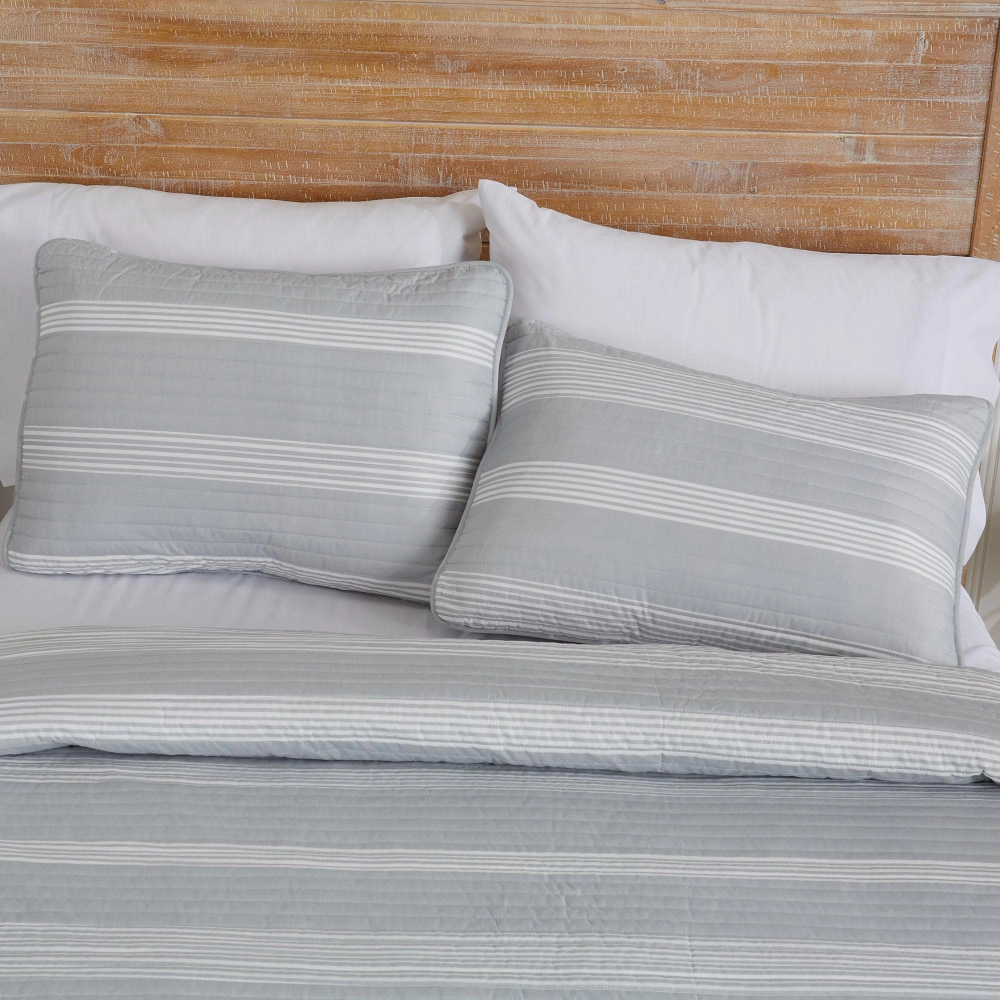 3-Piece Stripe Quilt - Madelina Collection