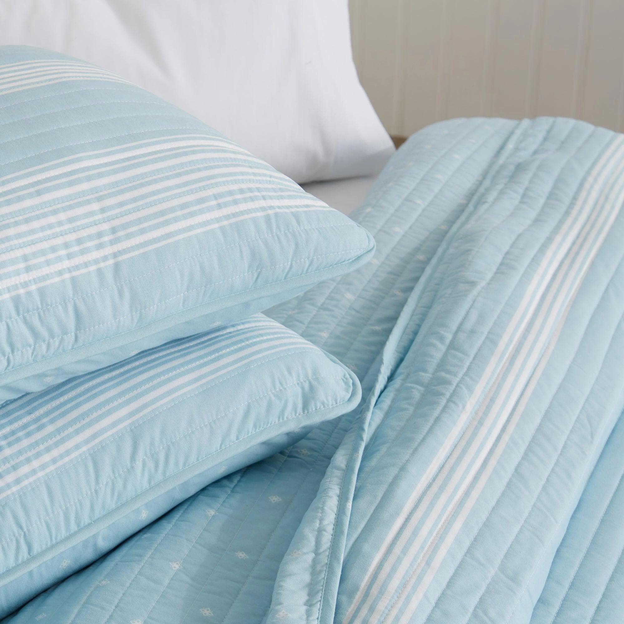 3-Piece Stripe Quilt - Madelina Collection
