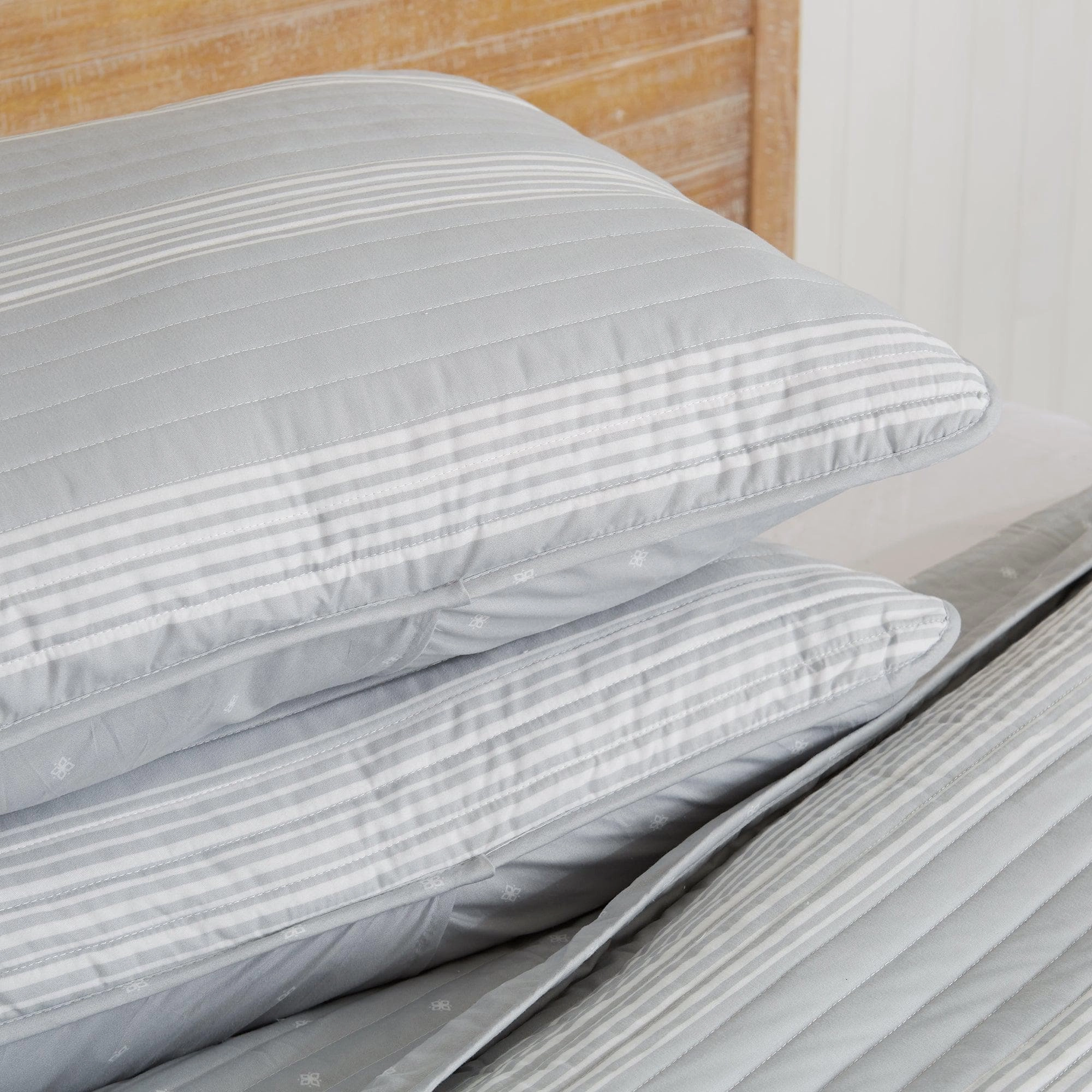 3-Piece Stripe Quilt - Madelina Collection