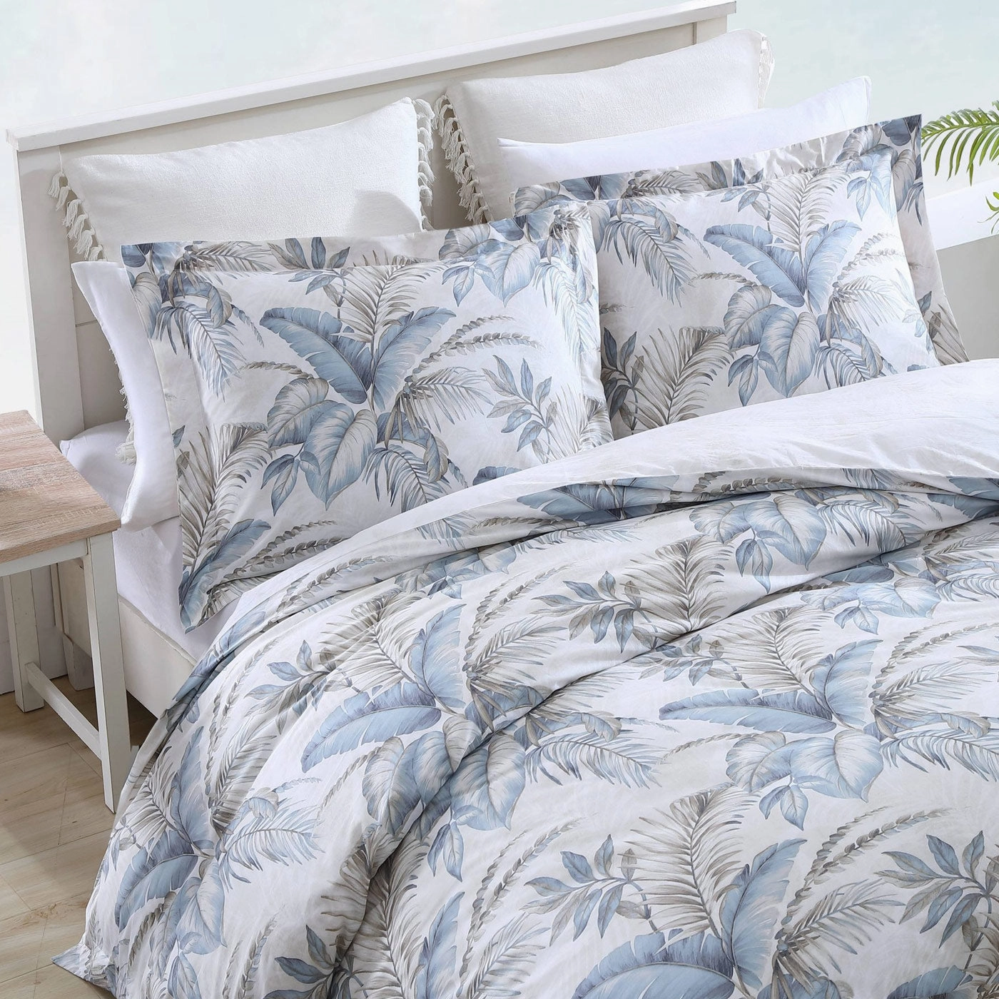 Bakers Bluff Quilt Cover Set by Tommy Bahama