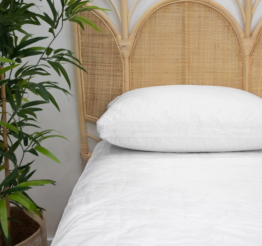 Bamboo Breathe Easy Standard Pillow Protector