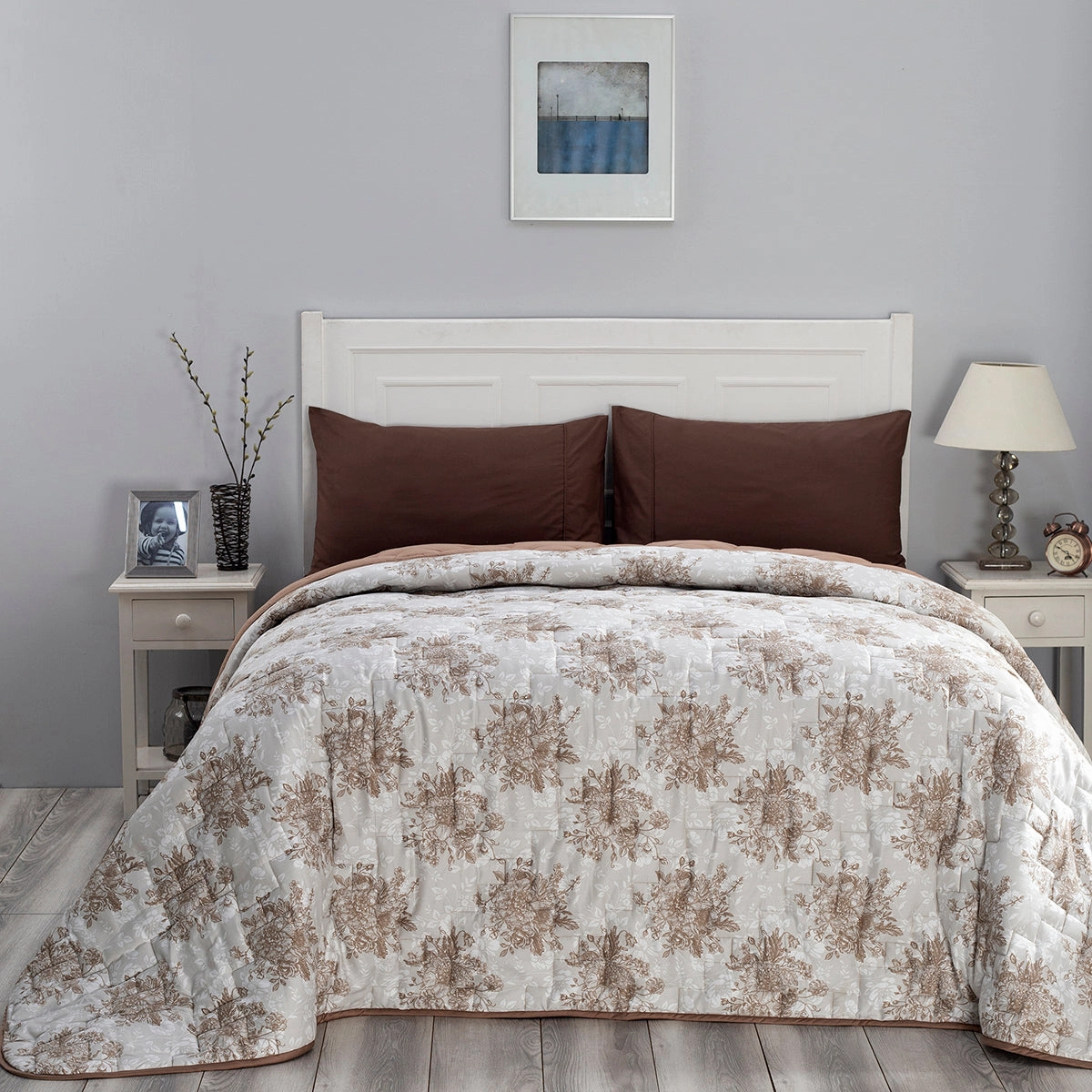 Blossom Couture Azalea Winter Quilt/Quilted Bed Cover/Comforter Brown