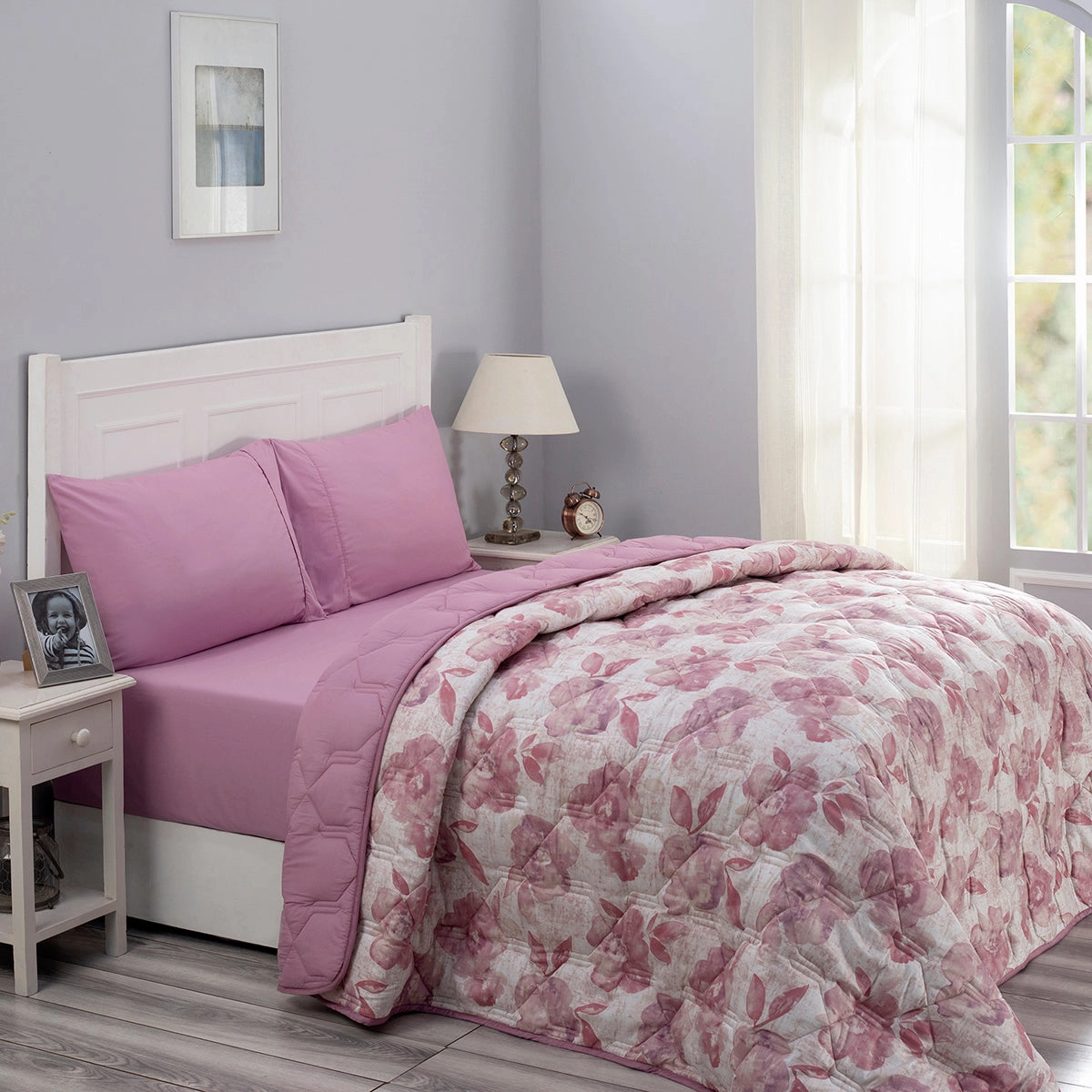 Blossom Couture Petals Winter Quilt/Quilted Bed Cover/Comforter Purple