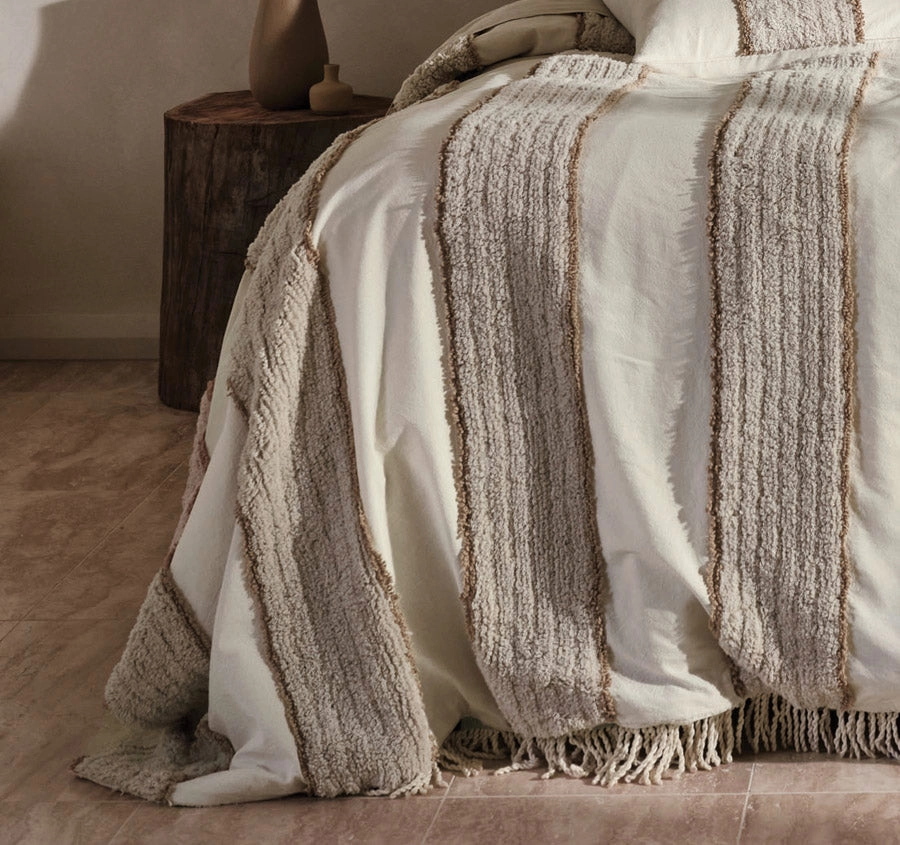 Calder Bed Cover Oatmeal