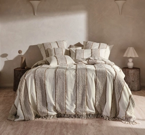 Calder Bed Cover Oatmeal