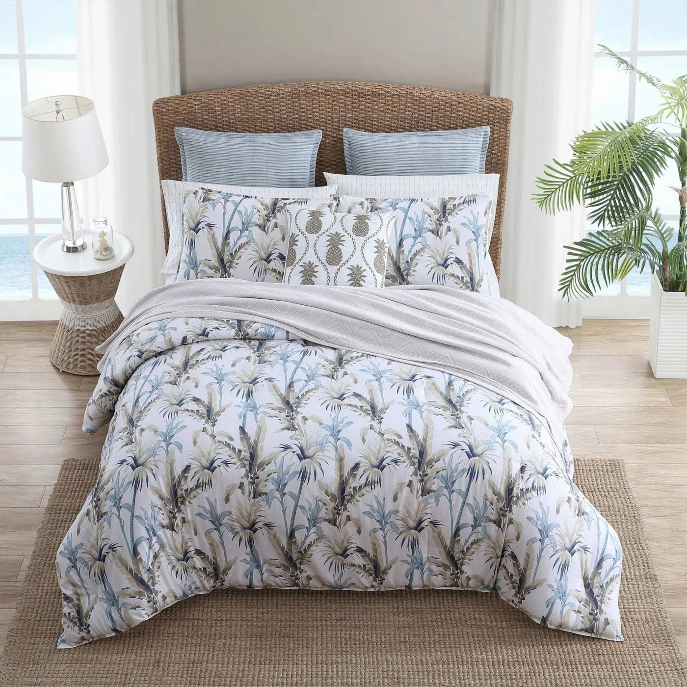 Catalina Quilt Cover Set by Tommy Bahama