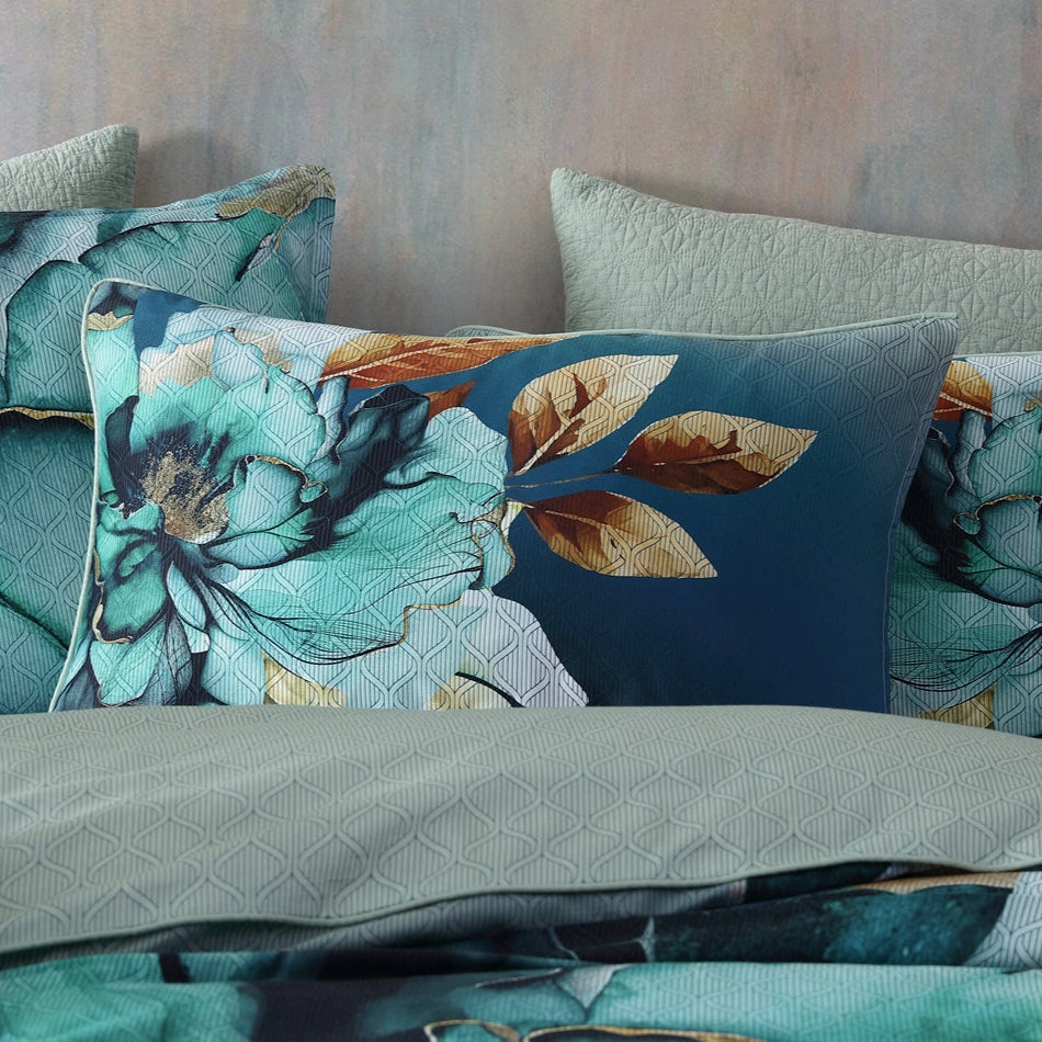Cheshire Quilt Cover Set by Logan and Mason