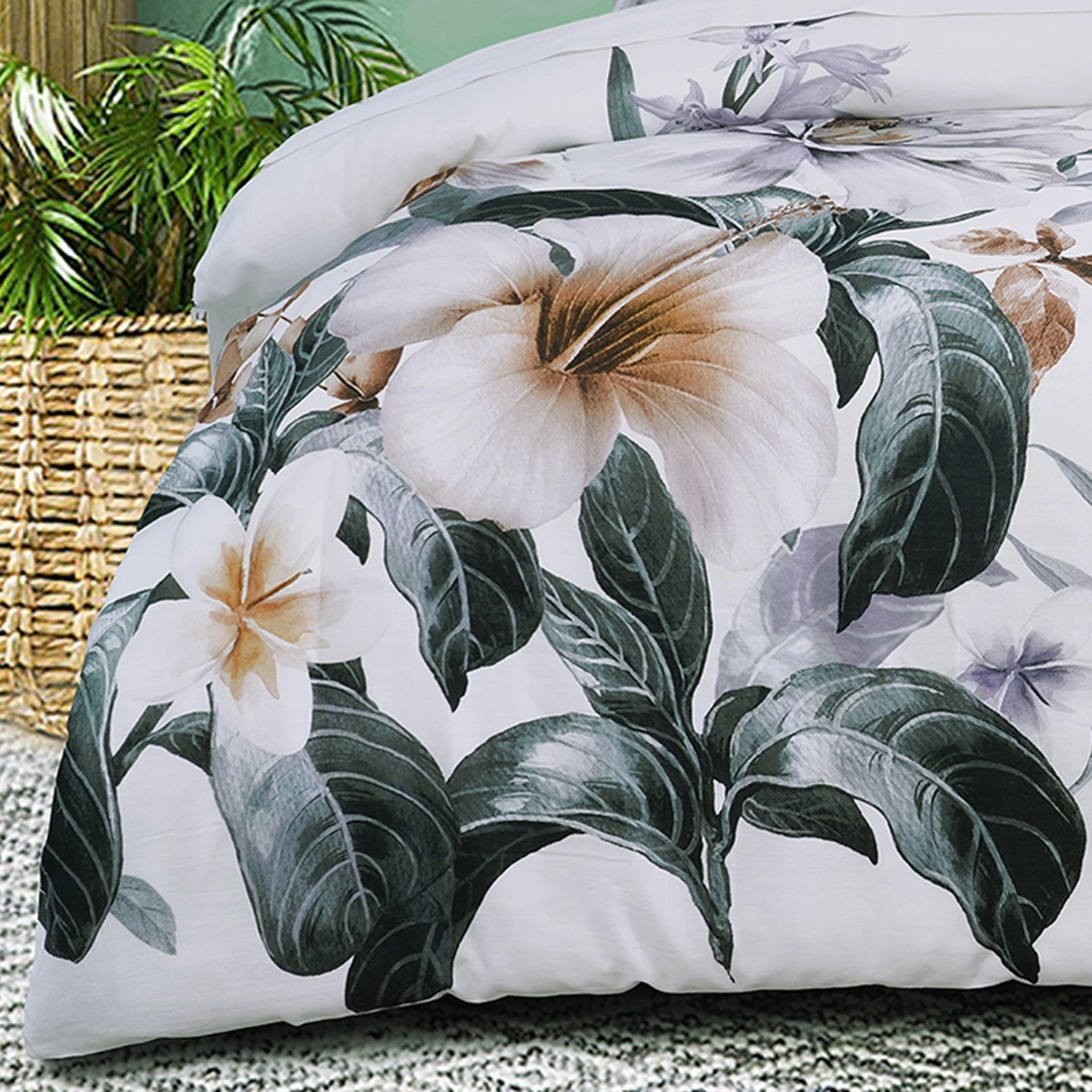 Chiquita Quilt Cover Set White