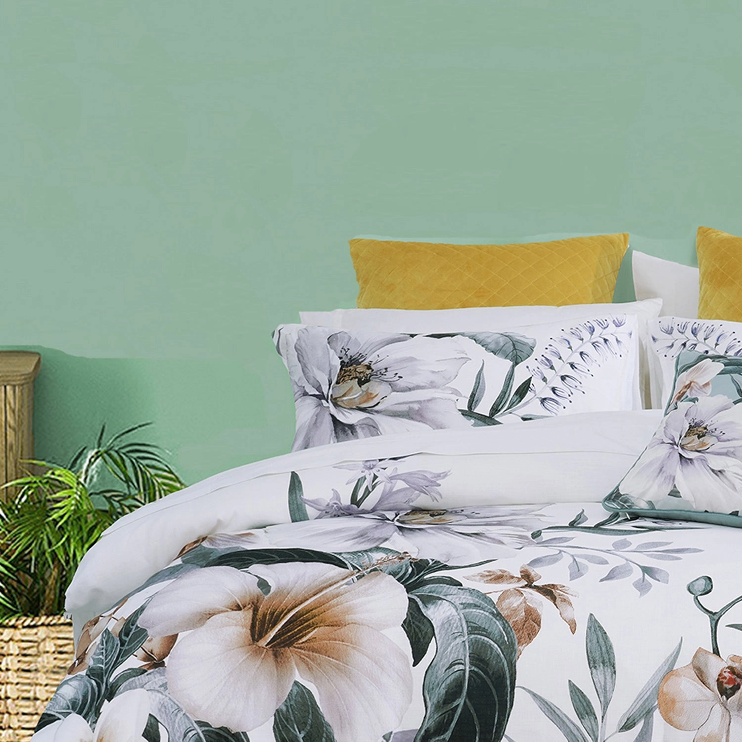 Chiquita Quilt Cover Set White