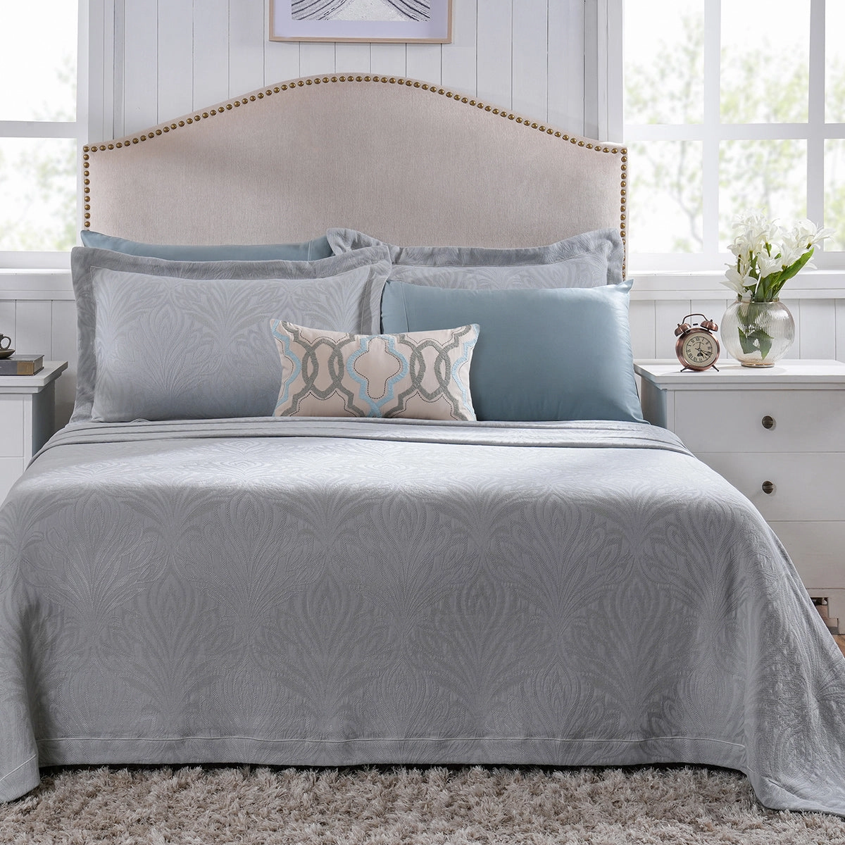 Classical Ornate Acorus Bliss Blend Cotton 8pcs Bed Cover Set Blue