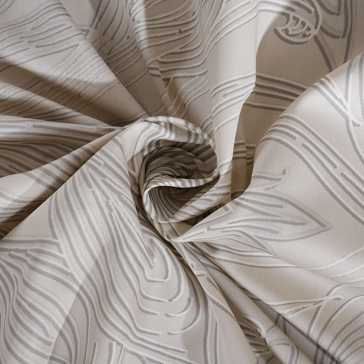 Classical Ornate Baroque Feathering Bed Sheet with Pillow Case Neutral