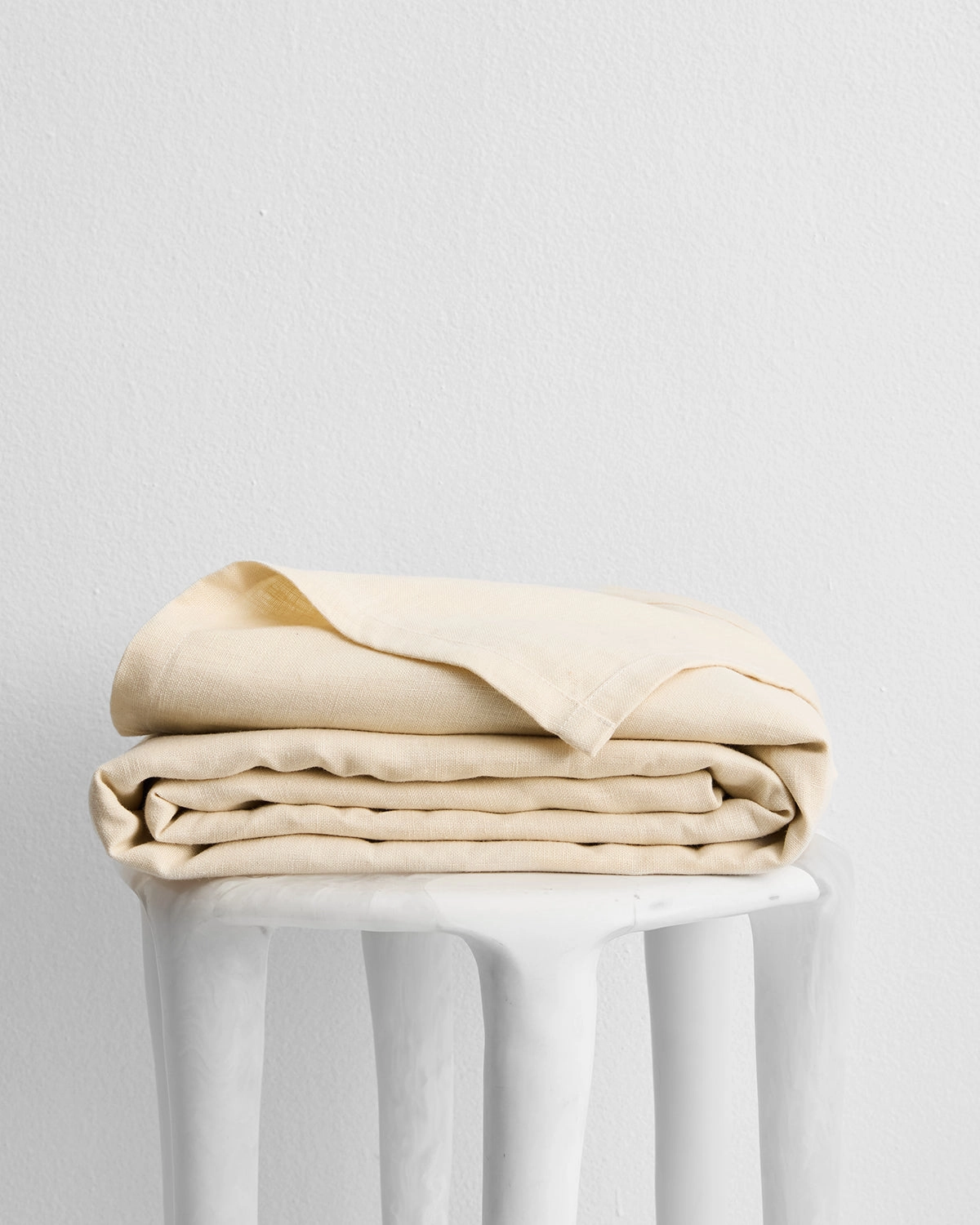 Crème Heavy Linen Bed Cover
