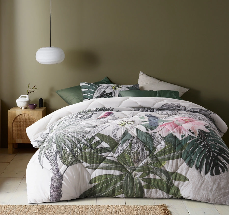 Curiosity Comforter Set Range Multi