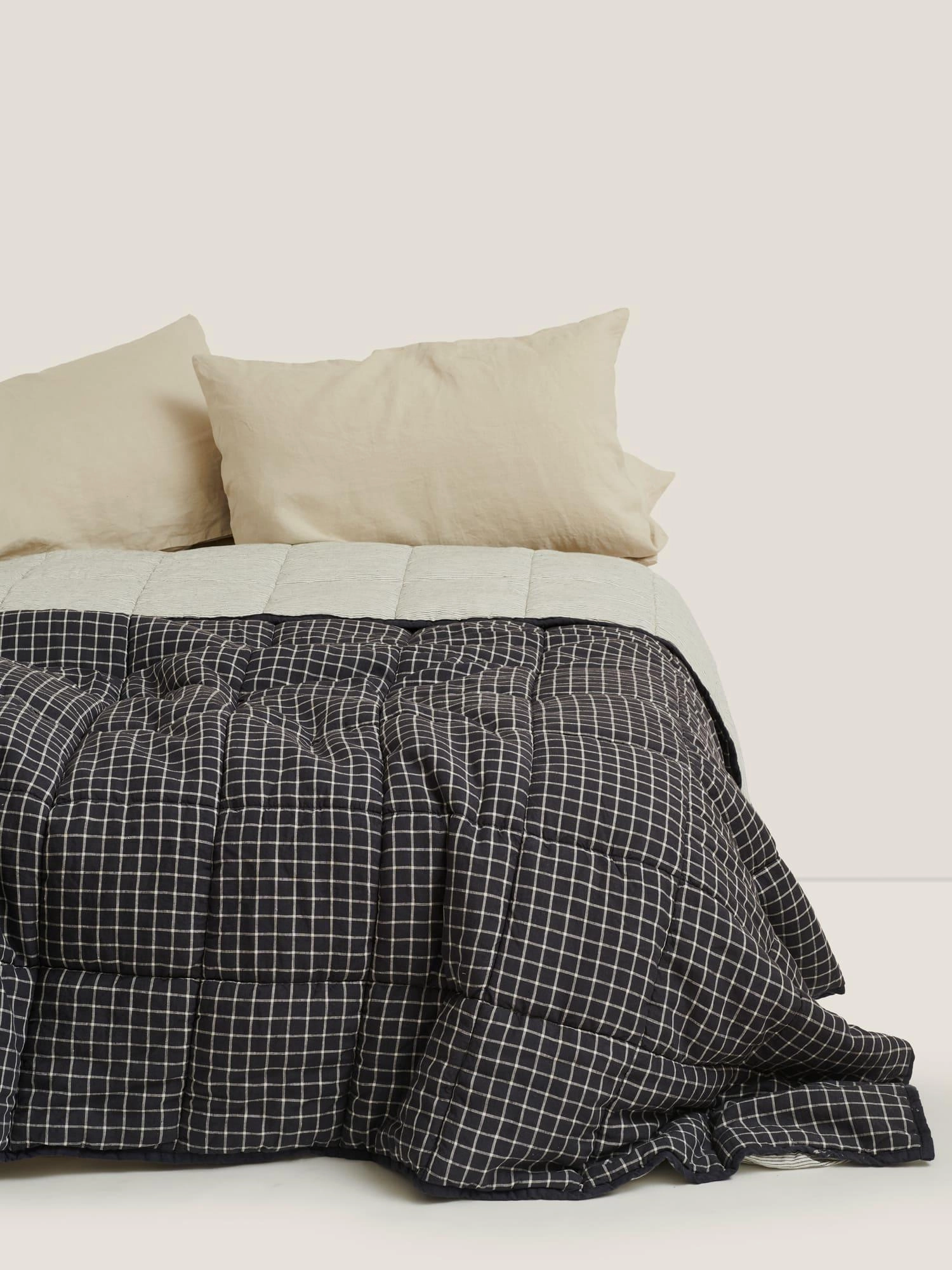 Double-sided Quilt Cover in French Navy/Pencil Stripes