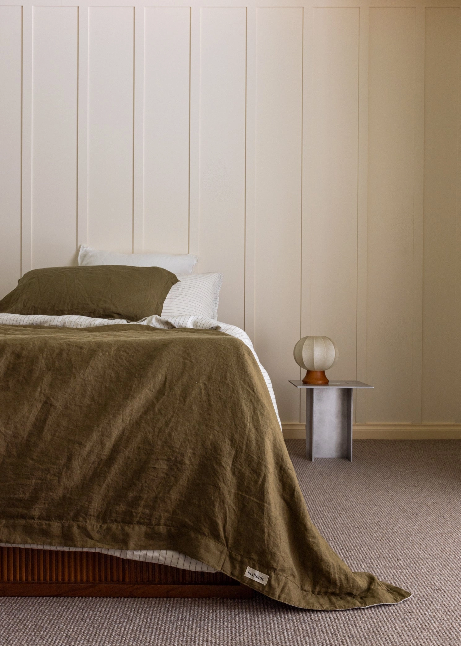 DUVET COVER SET - OLIVE   OLIVE PINSTRIPE REVERSIBLE