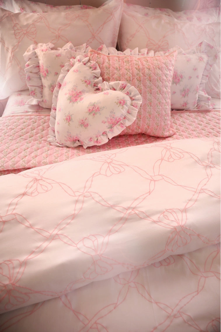 Embroidered Bow Duvet Cover   Sham Set