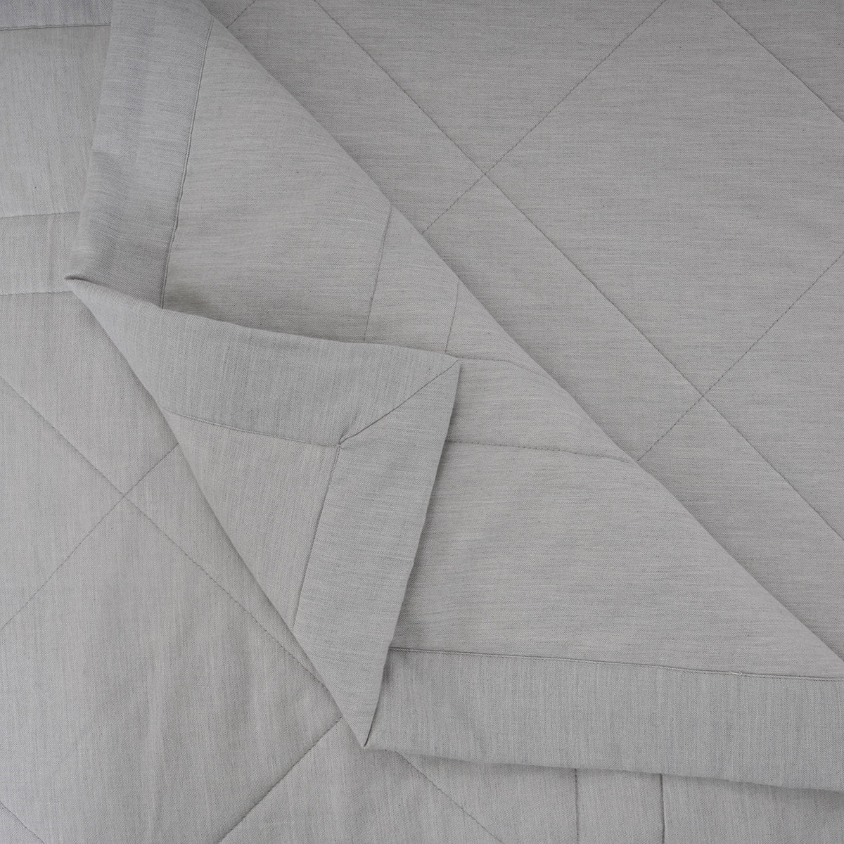 Emmie 100% Natural Cotton Filling Light Weight Winter Quilt / Quilted Bed Cover Grey
