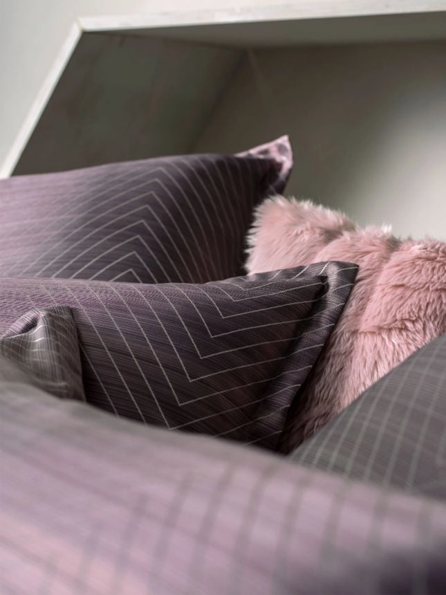 Filament Plum Quilt Cover Set by Linen House