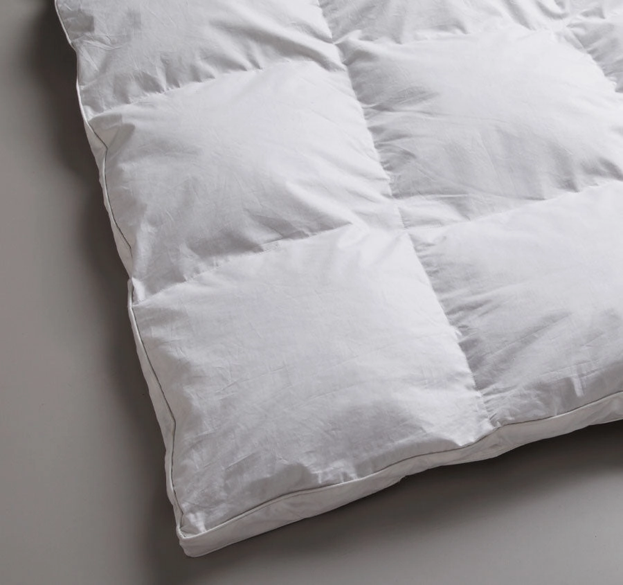Goose Down and Feather Winter Quilt Range
