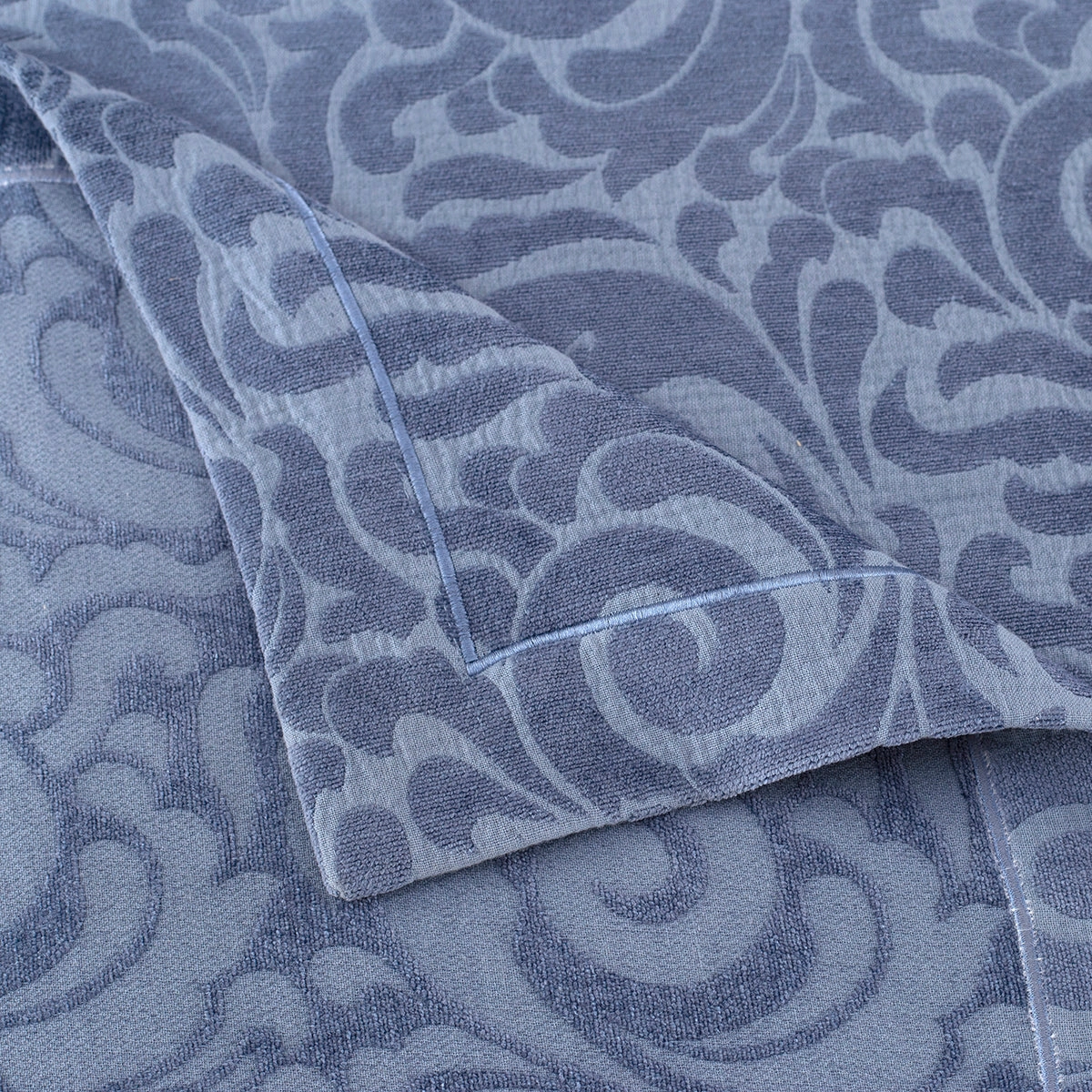 Grandeur Vint Classic  100% Cotton Blue Jacquard Bed Cover Set