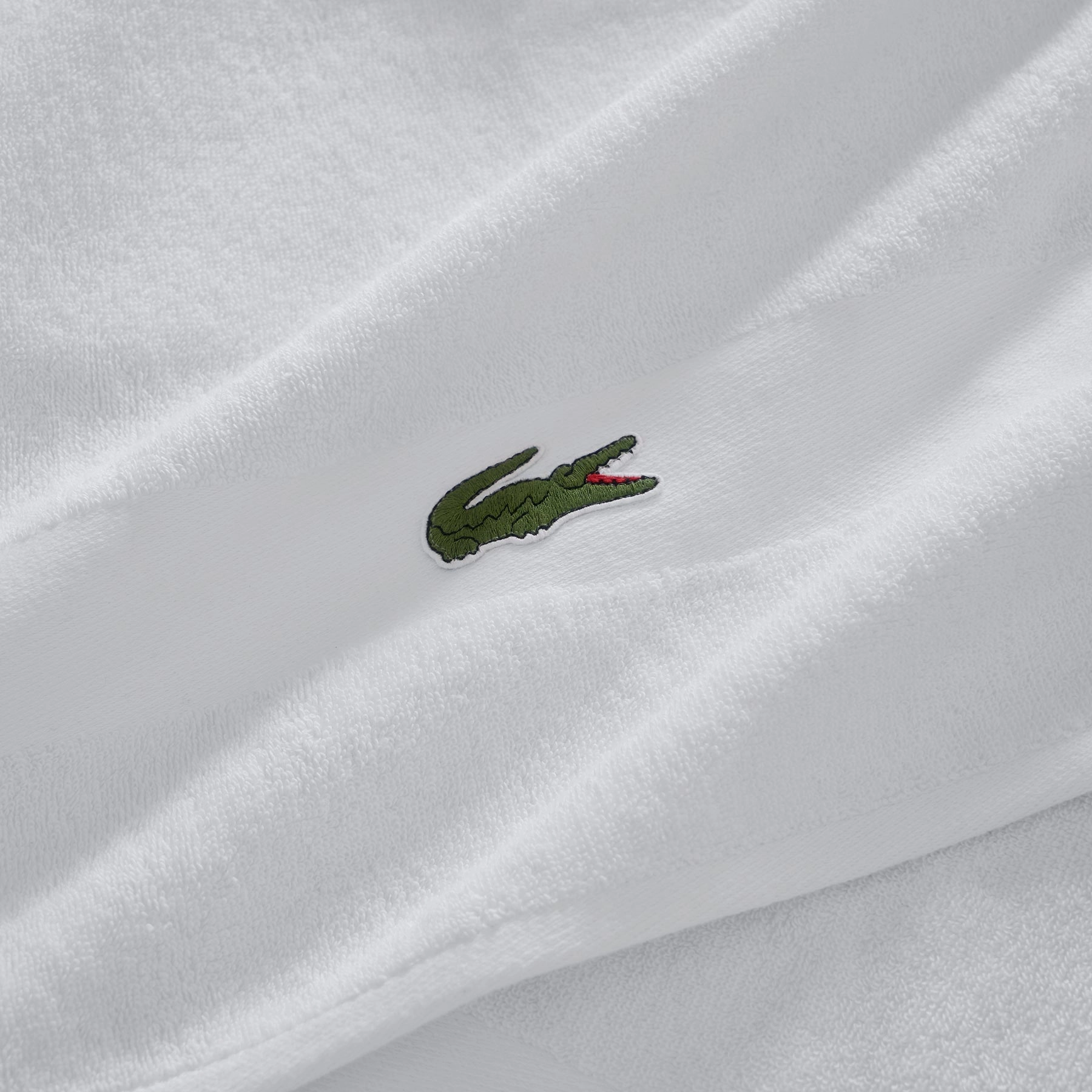 LCASUAL Blanc Bath Sheet by Lacoste