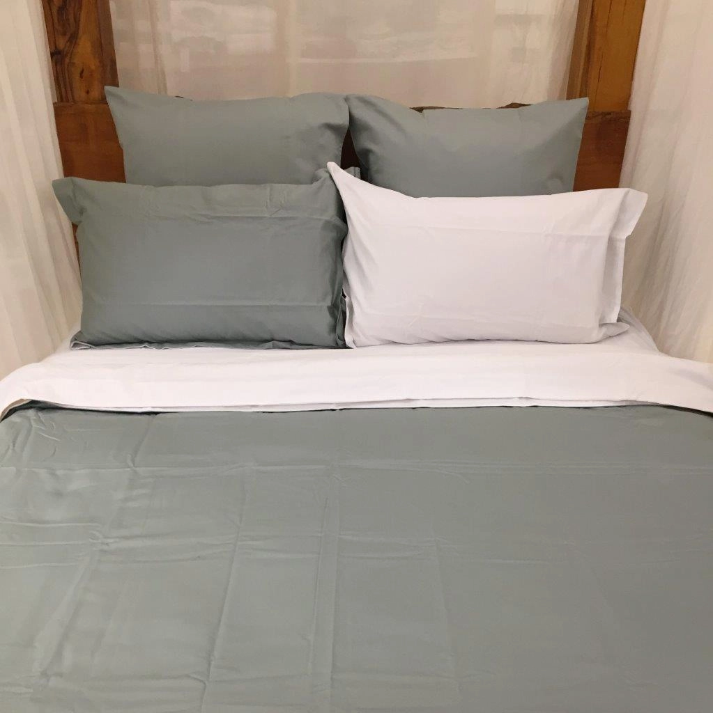 Magnificent Quilt Set in Sea Foam/Natural Reversible