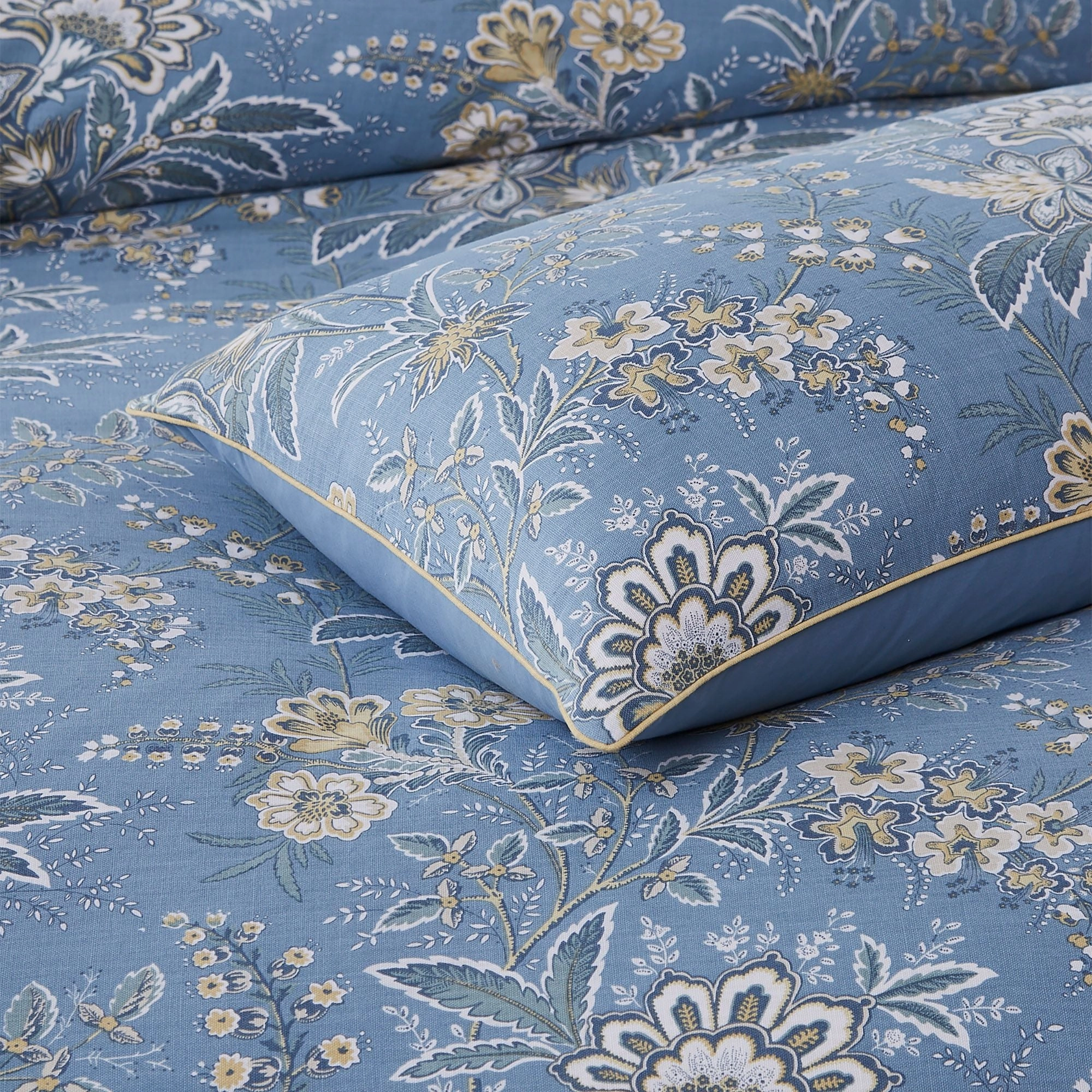 Marlbrook Dusky Seaspray Quilt Cover Set by Laura Ashley