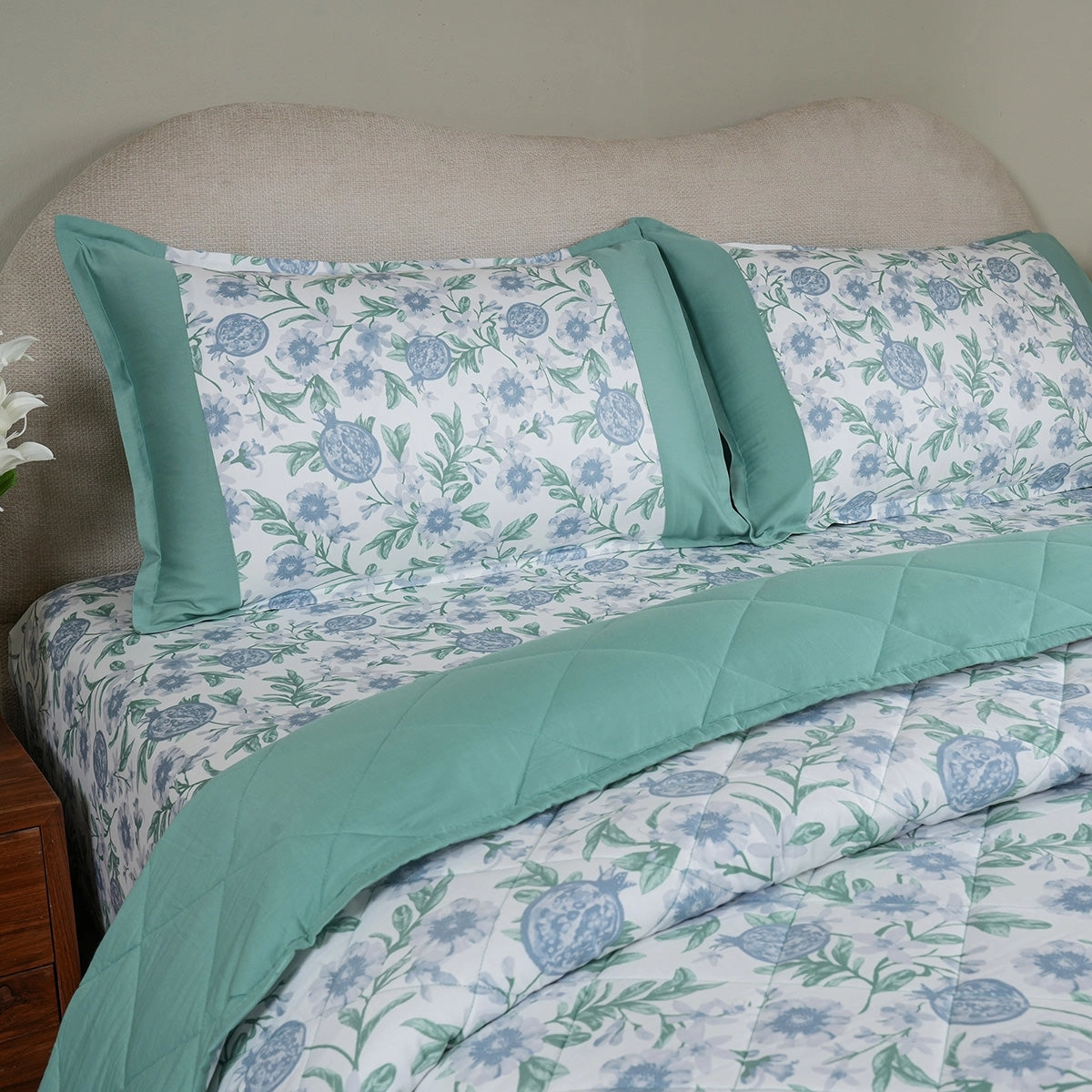 Sensory Bloom Blooming Petals extremely Cozy Blue Quilt