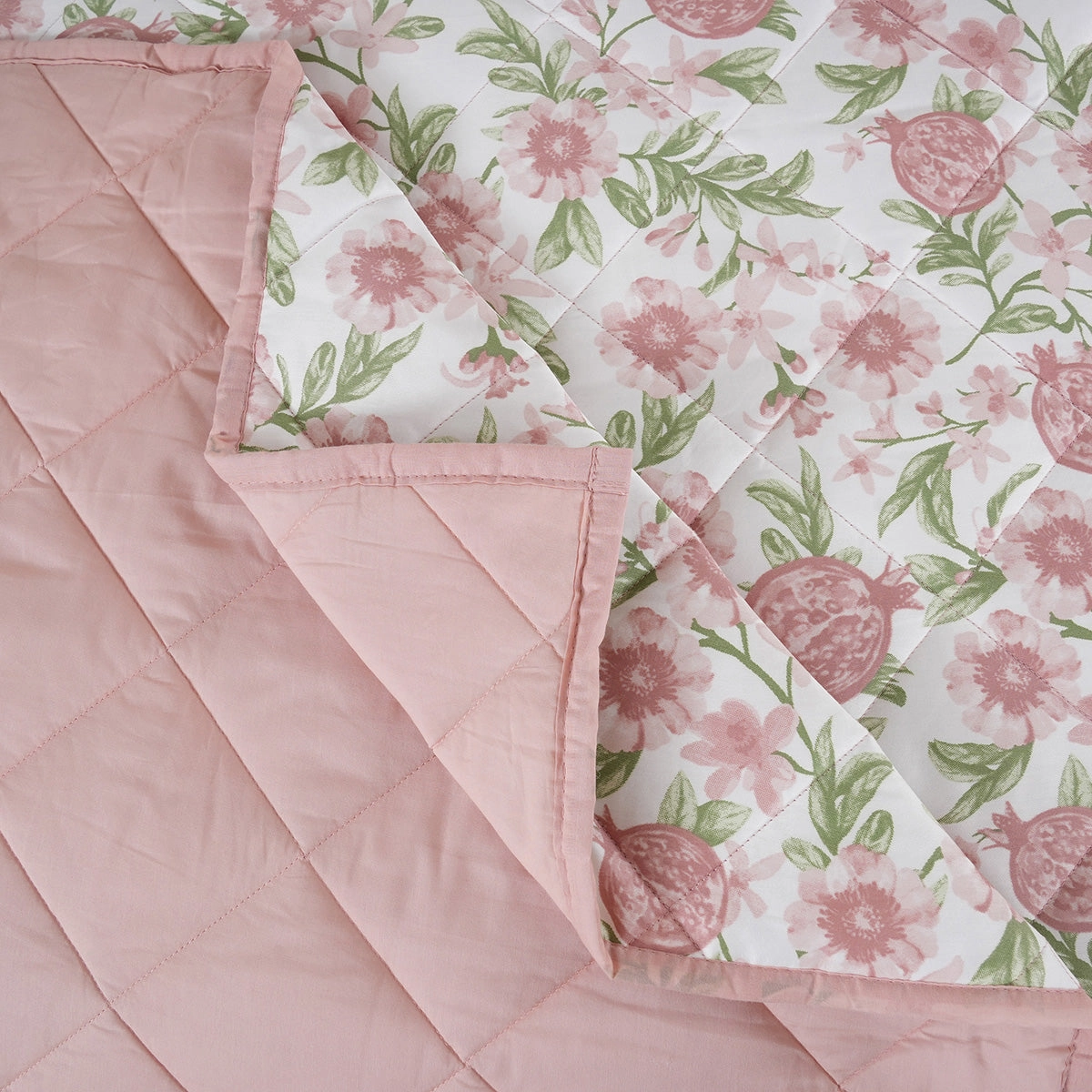 Sensory Bloom Blooming Petals extremely Cozy Pink Quilt