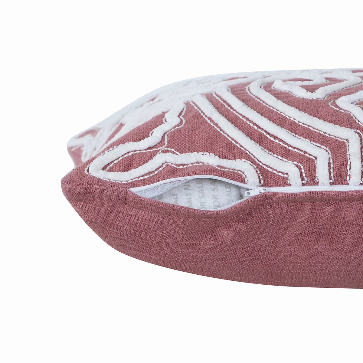 Tranquil Essence Alligator Reflect Embroidered 100% Cotton Peach Cushion Cover