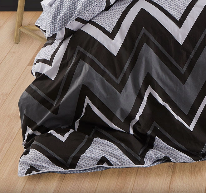 Tycen Quilt Cover Set Range Black