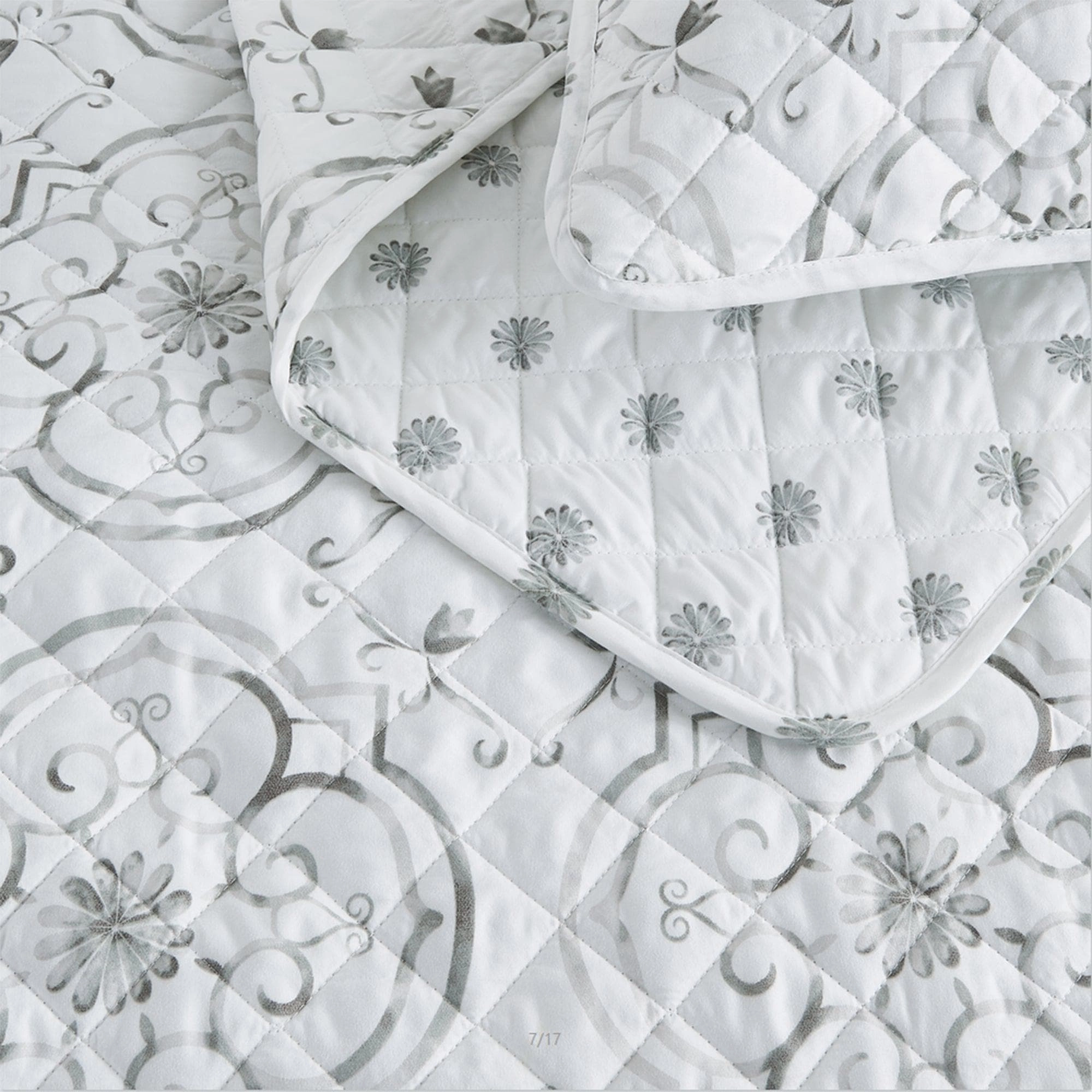 Watercolor Floral Printed Microfiber Quilt Set - Florence Collection