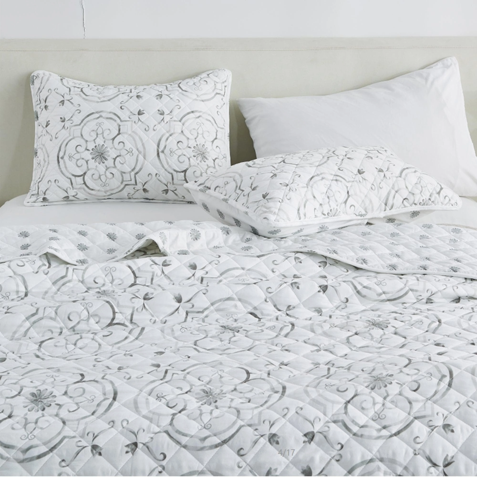 Watercolor Floral Printed Microfiber Quilt Set - Florence Collection